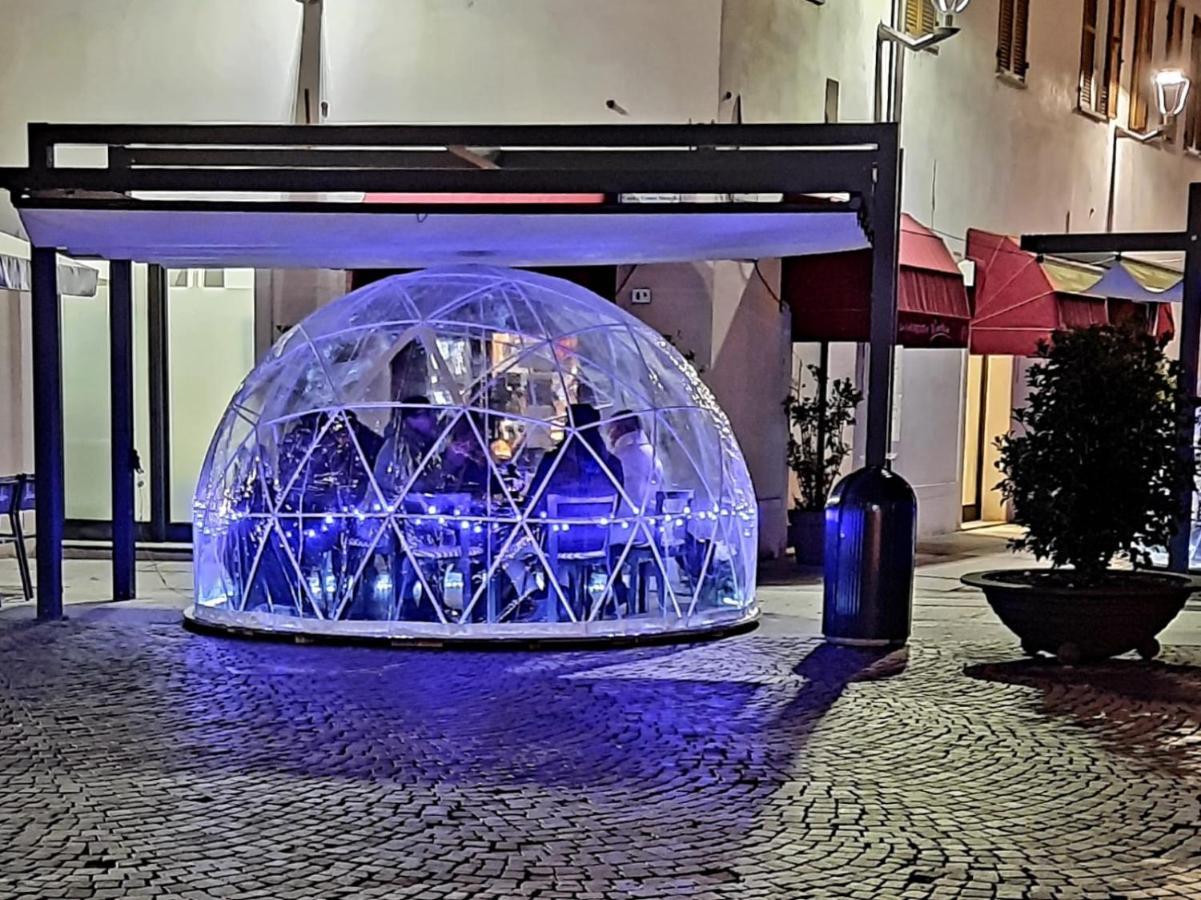 Vinoteca La Sacrestia Bed and Breakfast Άλμπα Εξωτερικό φωτογραφία