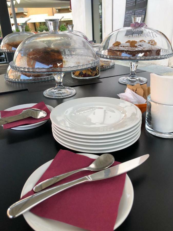 Vinoteca La Sacrestia Bed and Breakfast Άλμπα Εξωτερικό φωτογραφία